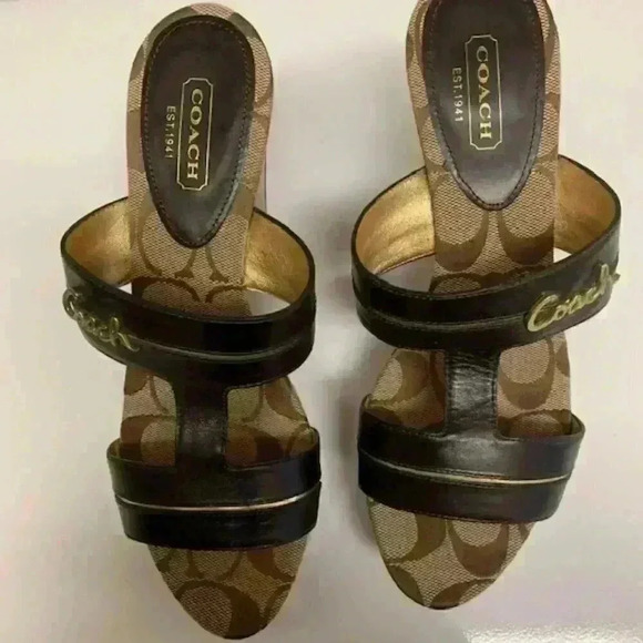 COACH Brown Signature C Jonah Sandals - Picture 1 of 8